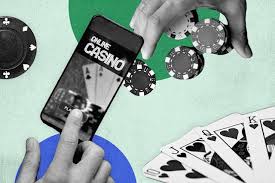 Deposit £10 and Get £200 Free Spins - Unlock Amazing Bonuses!